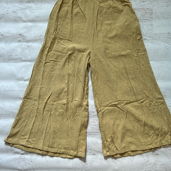 One Shoulder Gaucho Romper with Pockets LARGE - Picture 5 of 5